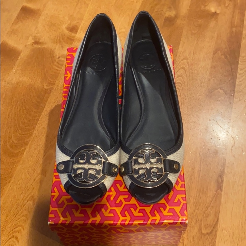 Tory Burch Benton peep toe Sandals sz 9m